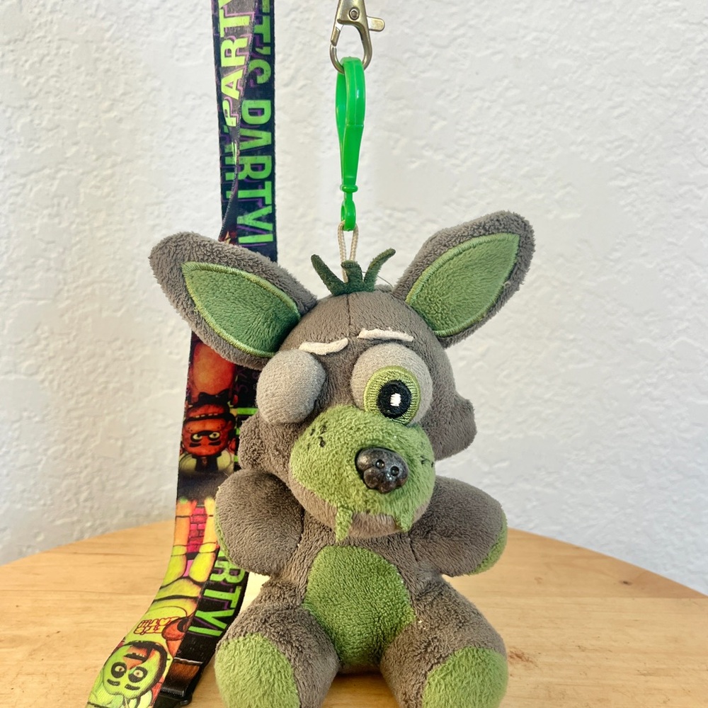 2016 5.5" Five Nights At Freddy's Phantom Foxy Plush Clip /Keychain&FNAF Lanyard